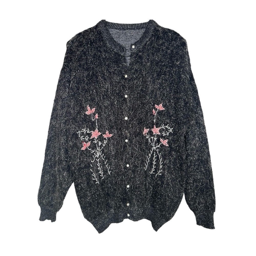 📣ANY 3 @ $33 - $6.99 ship📣 Vintage 80s Fuzzy Beaded Oversized Cardigan Sweater